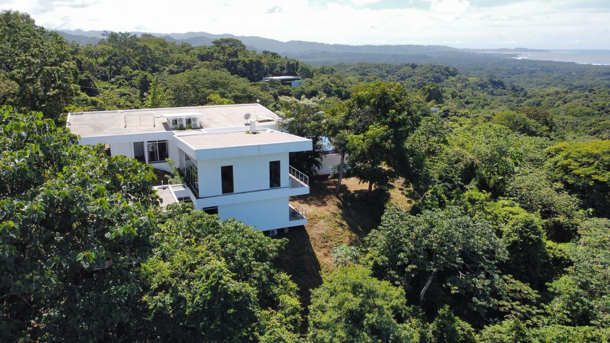 Villa Blanca – Ocean View Opportunity in Playa Ostional